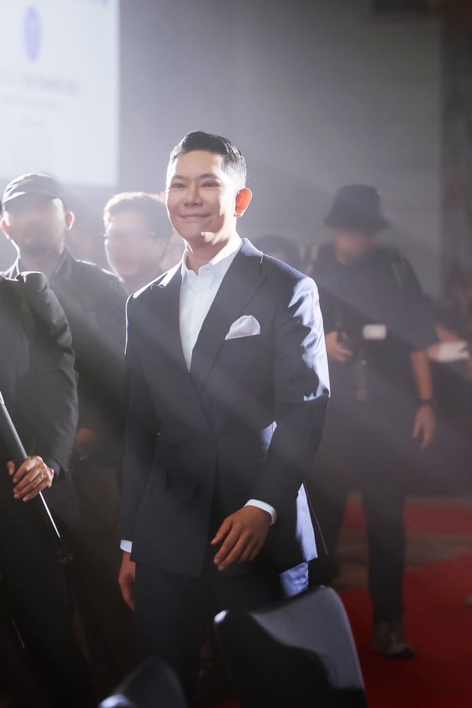 นพ.ธีรทัศน์ สำเภาเงิน ว.37791 เข้าร่วมงาน KNA Celebrate Night 2025 เมื่อวันที่ 1 พฤษภาคม 2568 จัดขึ้นที่โรงแรม Siam Kempinski Hotel Bangkok